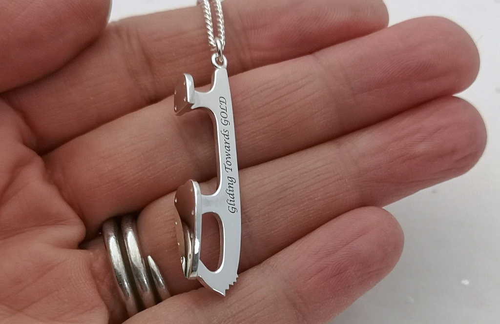 Personalised Jewellery for Skaters: Meaningful Ways to Celebrate Achievements